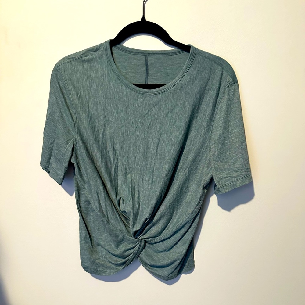 Lululemon twist front tee